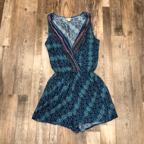 Romper - Picture 3 of 3